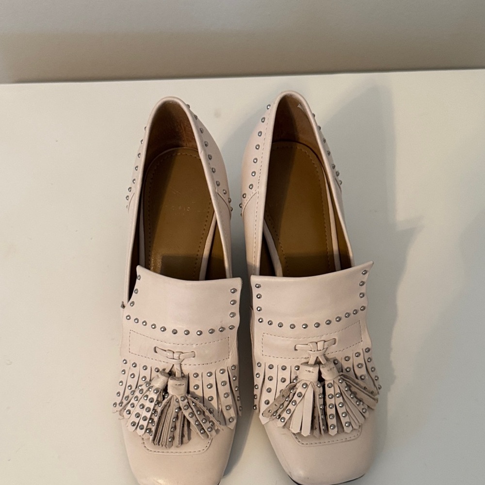Marc Fisher Cream Women's Block Heels with Tassel Detail Size 5